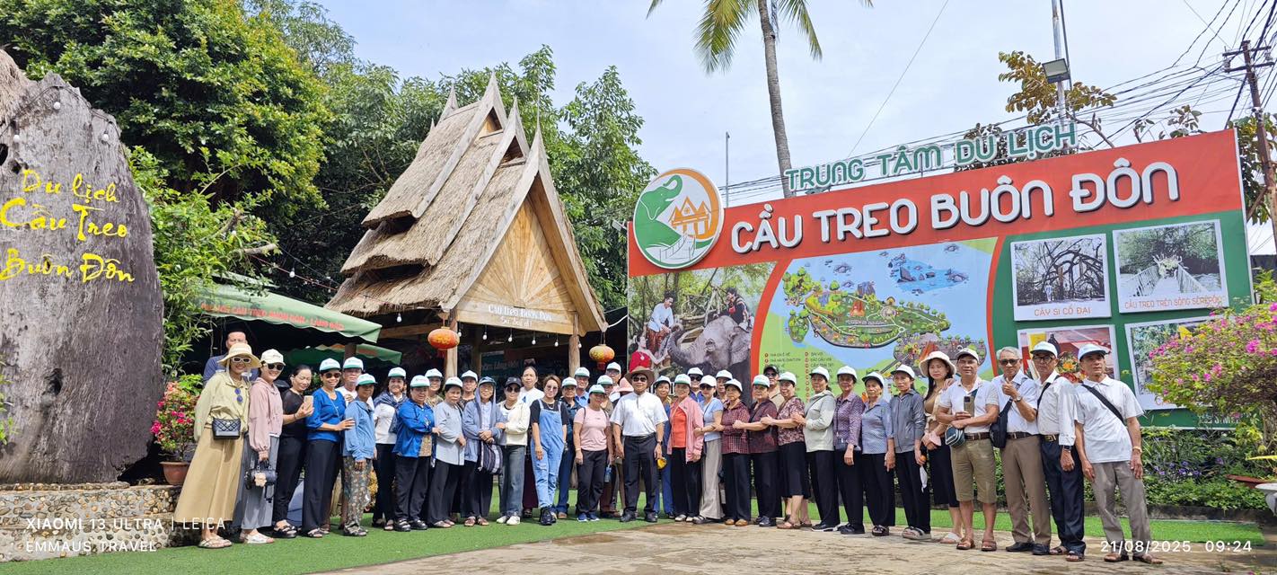 HÀNH HƯƠNG XUYÊN VIỆT