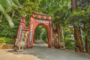 DU XUÂN HÁI LỘC ĐẦU NĂM: ĐỀN HÙNG - ĐỀN HAI BÀ TRƯNG