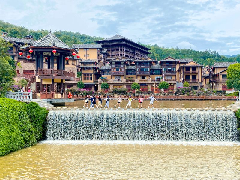 EM02. HÀ NỘI – HÀ KHẨU – BÌNH BIÊN – MÔNG TỰ 2N2Đ EM02. HÀ NỘI – HÀ KHẨU – BÌNH BIÊN – MÔNG TỰ 2N2Đ