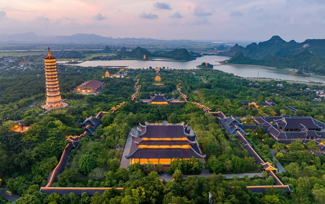 EM01. Bái Đính - Tràng An - Ninh Bình 1N