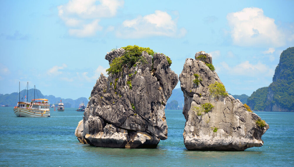 EM02. HẠ LONG 2N1Đ